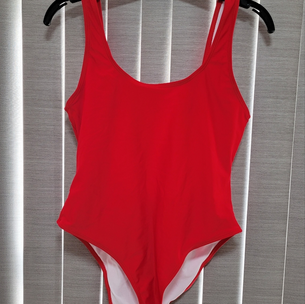 NWT/ SHEKINI SWISUIT